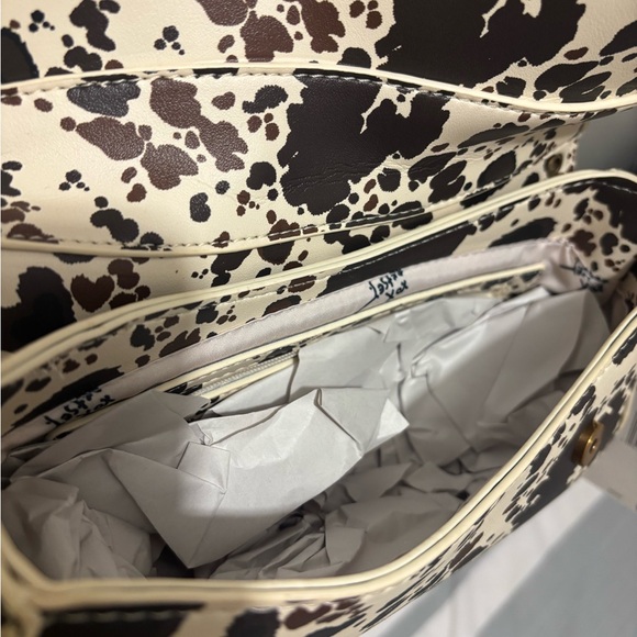 Betsey Johnson Cream and Black Cow Print Shoulder Bag with Gold Details - Picture 5 of 5